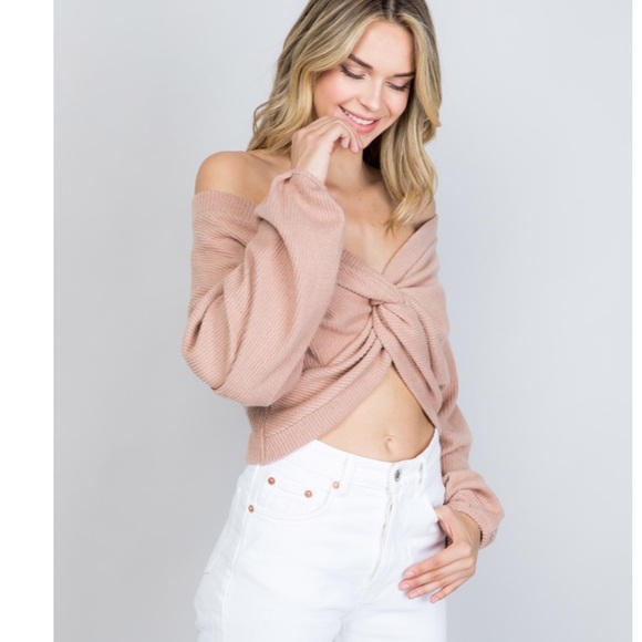 Illa Illa Reversible Twist Top - Picture 1 of 10